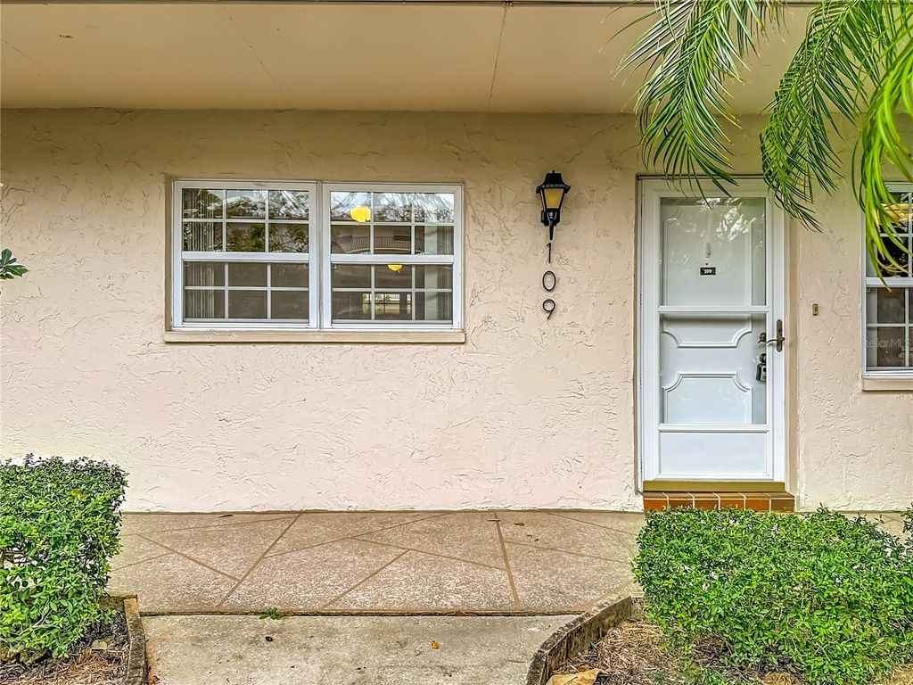 Photo of 831 Maple Court #109, Dunedin, FL 34698 (MLS # TB8470124)