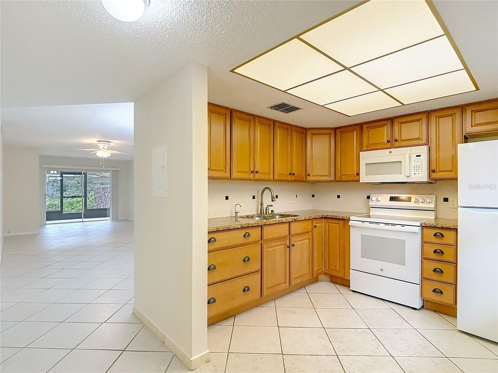 Photo of 831 Maple Court #109, Dunedin, FL 34698 (MLS # TB8470124)