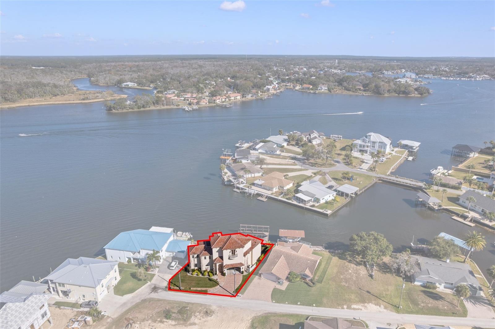 2235 N KINGS COVE POINT