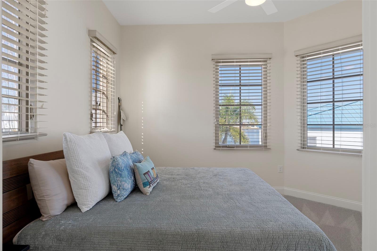 PARADISE ISLE UNREC SUB - Residential