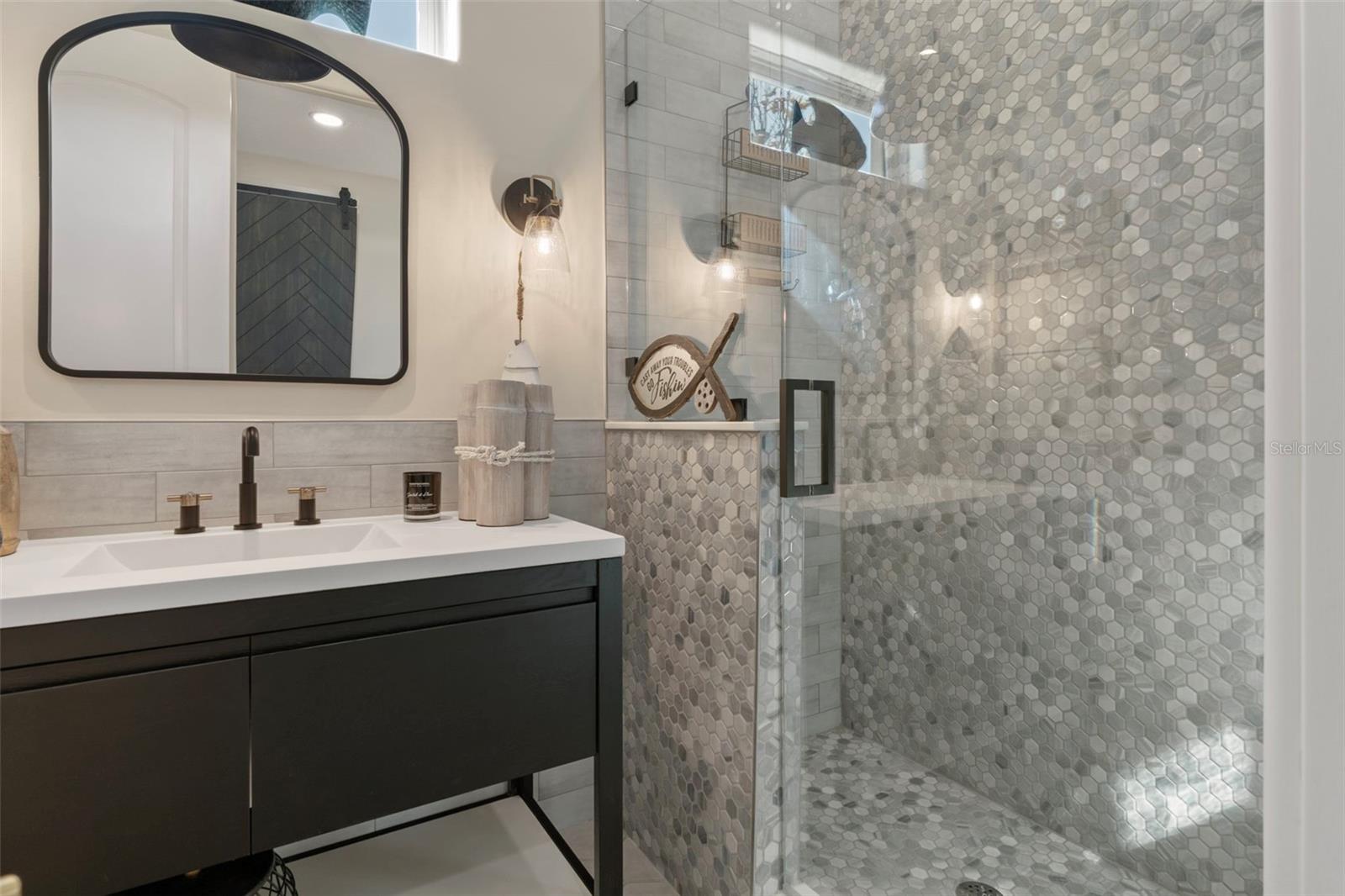 PARADISE ISLE UNREC SUB - Residential