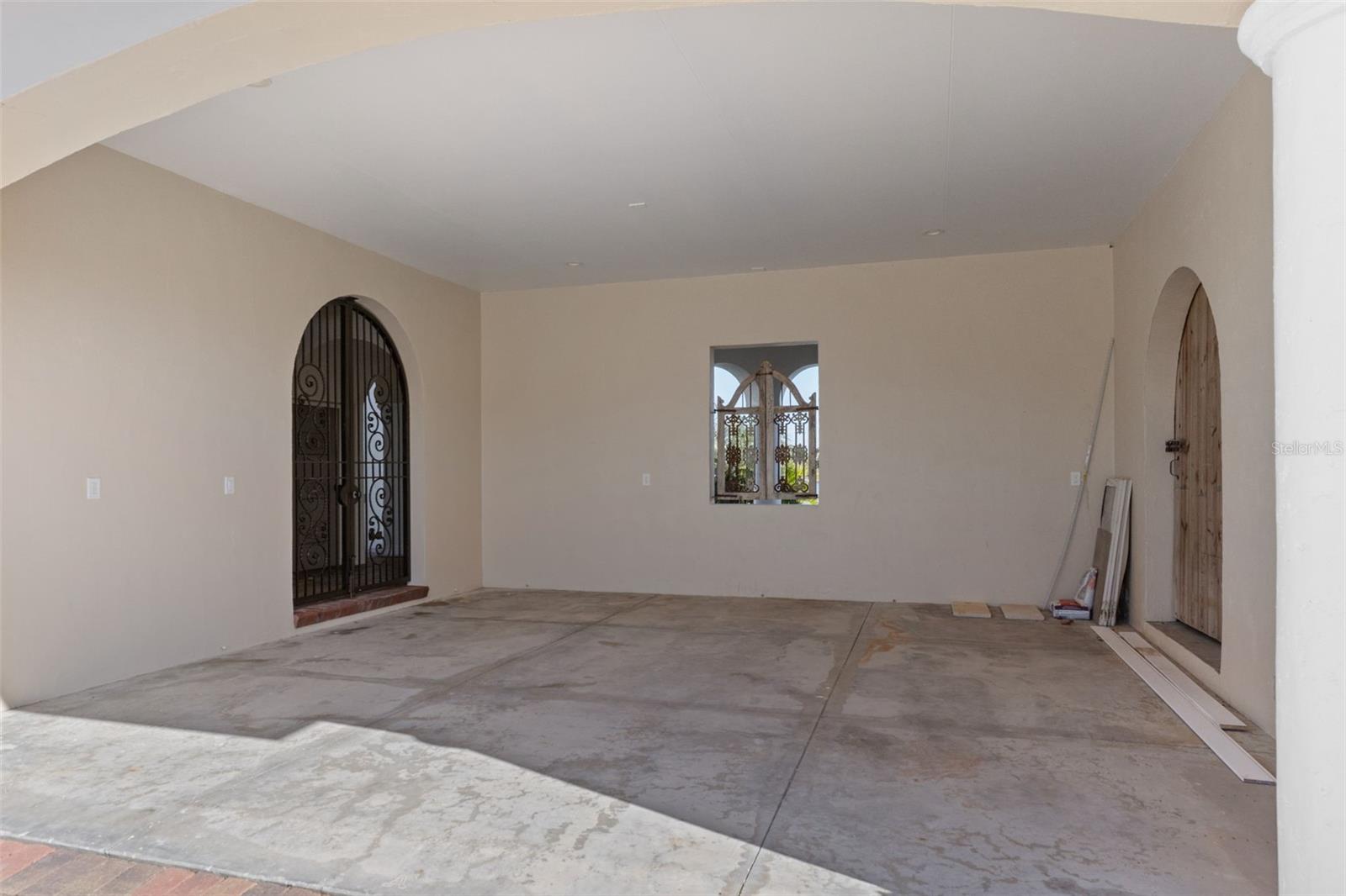 PARADISE ISLE UNREC SUB - Residential