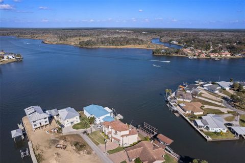 Tiny photo for 2235 N Kings Cove Point, Crystal River, FL 34429 (MLS # G5107053)