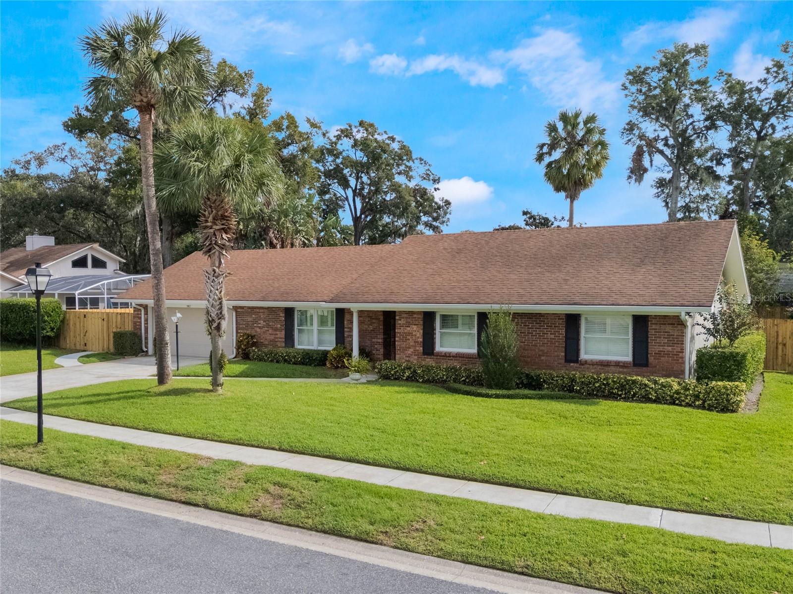987 STONEWOOD LANE