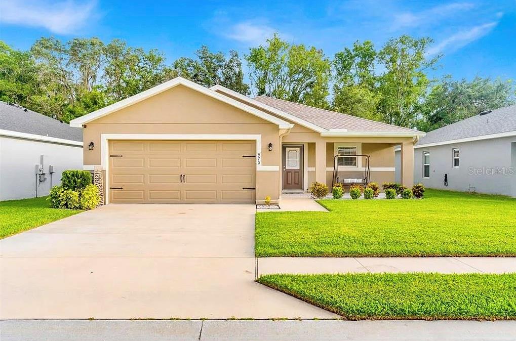 Welcome to this beautiful 3-bedroom, 2-bathroom home located in the desirable North Lakeland area. This property offers a perfect balance of comfort and convenience with an open floor plan, modern finishes, and plenty of natural light.
The kitchen features updated appliances, ample counter space, and bar seating, making it ideal for both daily living and entertaining. The primary suite includes a walk-in closet and private bathroom, while the additional bedrooms provide flexibility for family, guests, or a home office. Step outside to enjoy a private backyard and covered lanai, perfect for relaxing evenings or weekend gatherings. The home also includes a two-car garage, in-unit laundry, and central heating/air for year-round comfort.
Conveniently located near shopping, dining, schools, and I-4, this property offers easy access to Tampa, Orlando, and all that Lakeland provides!