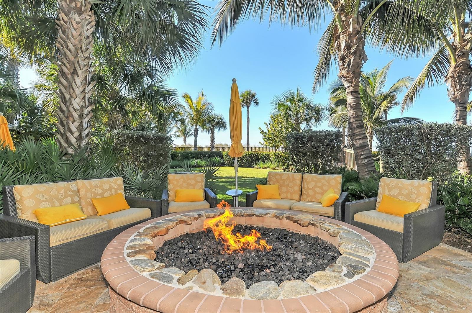SIESTA KEY BEACH RESIDENCES - Residential