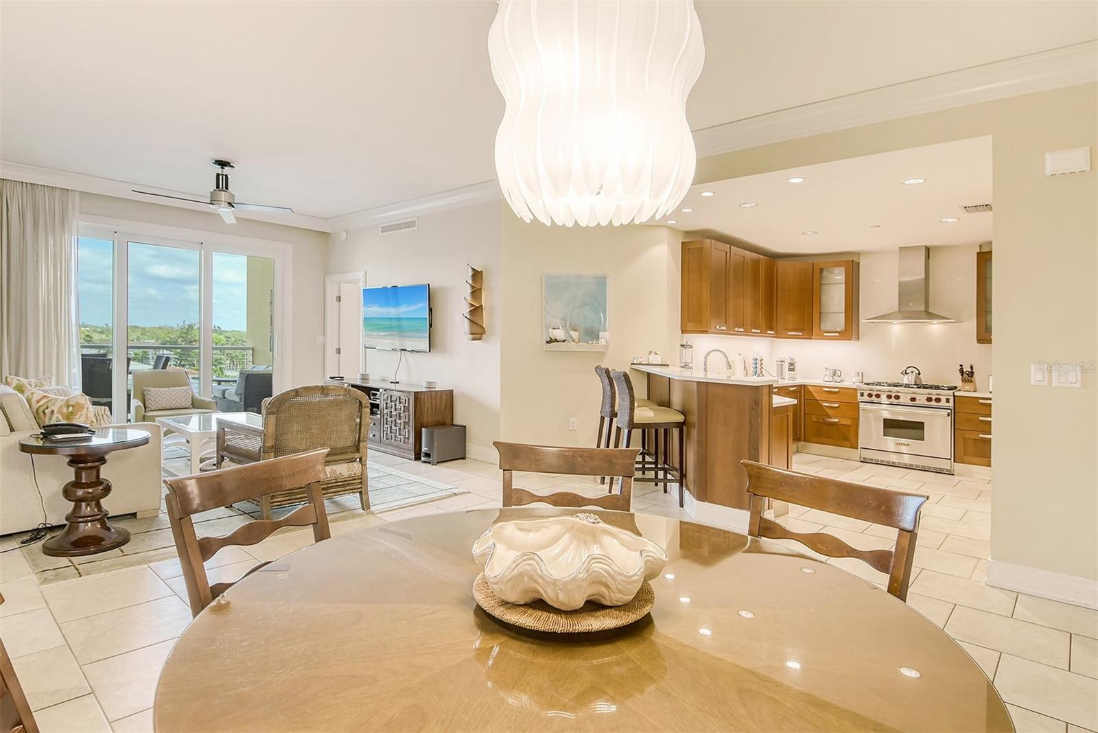 SIESTA KEY BEACH RESIDENCES - Residential