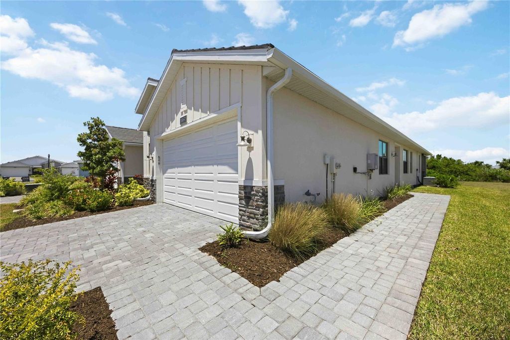 Photo of 18652 Dayspring Place, Venice, FL 34293 (MLS # A4691456)