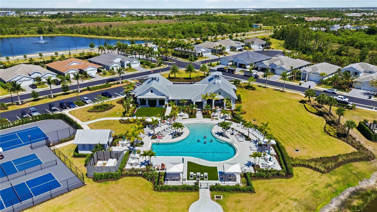 SOLSTICE PH ONE - Residential