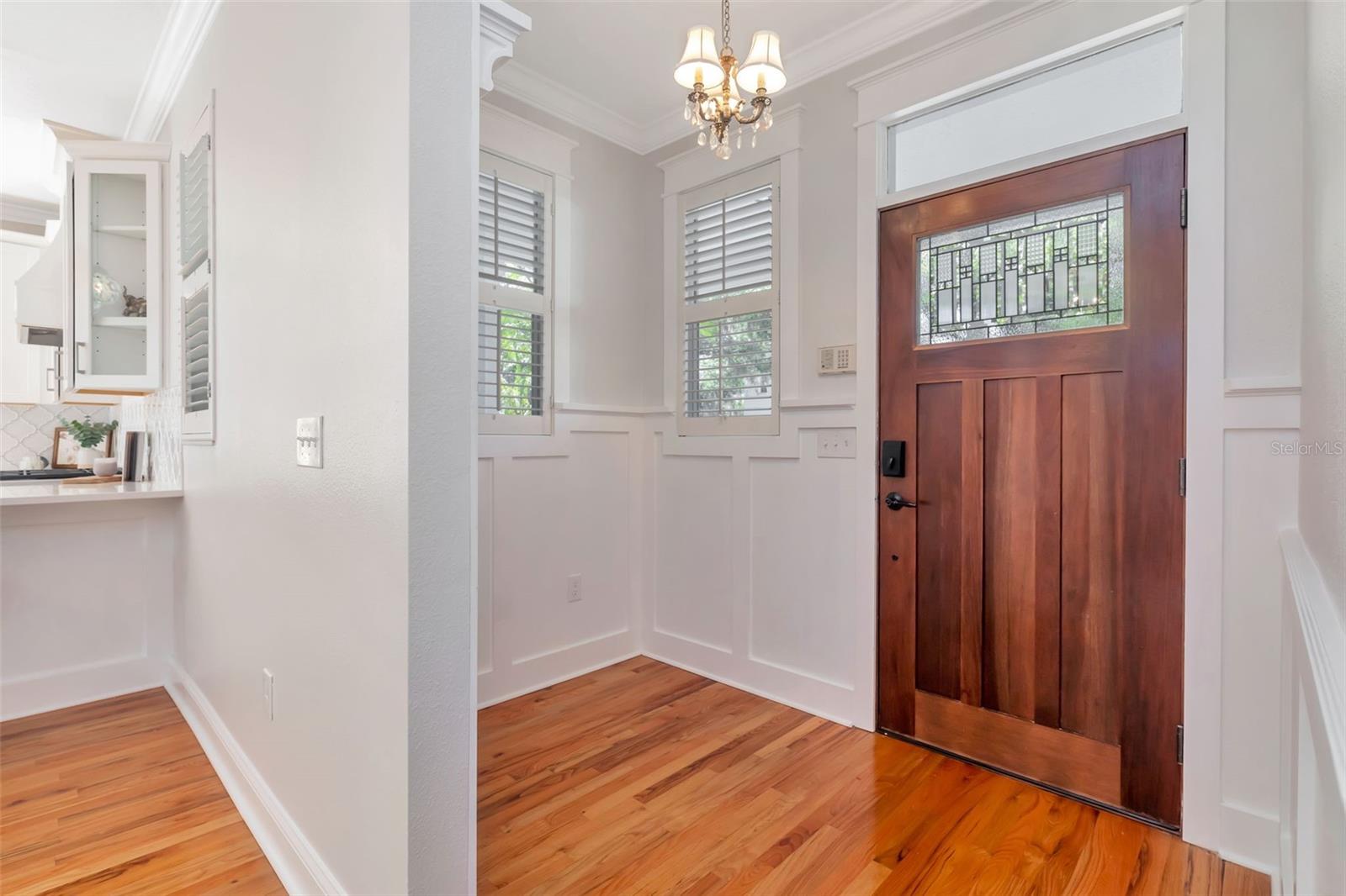 3113 W OAKELLAR AVENUE