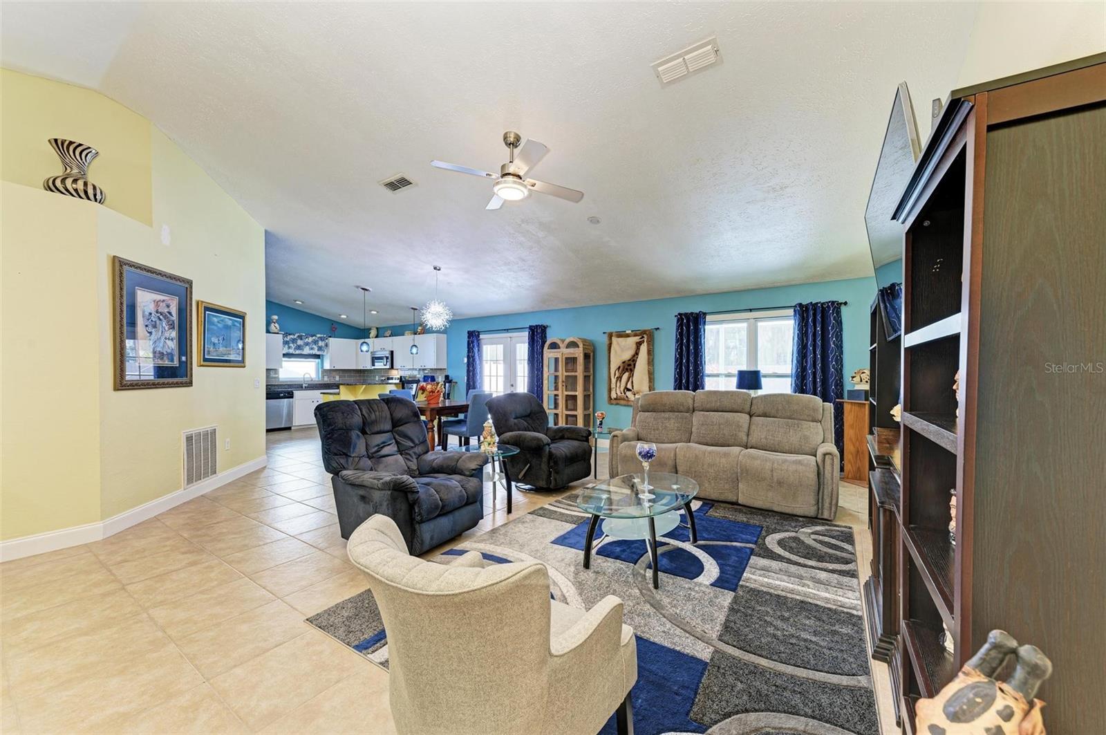 MAPLE LAKES - Residential