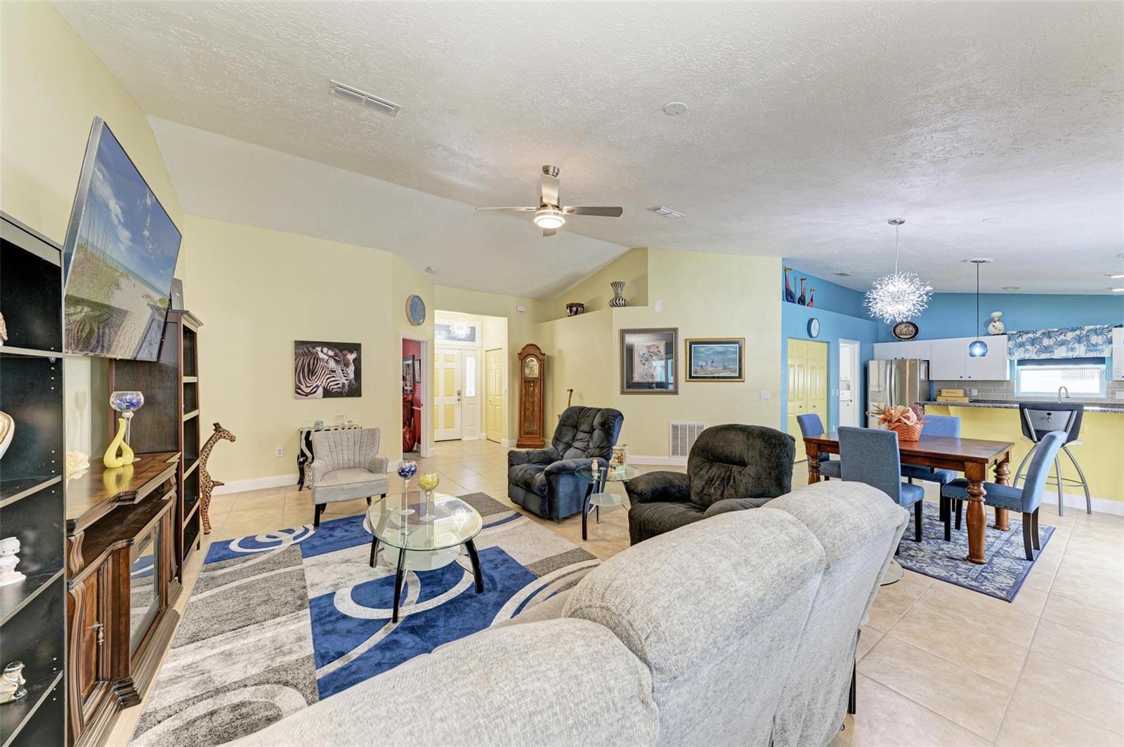 MAPLE LAKES - Residential