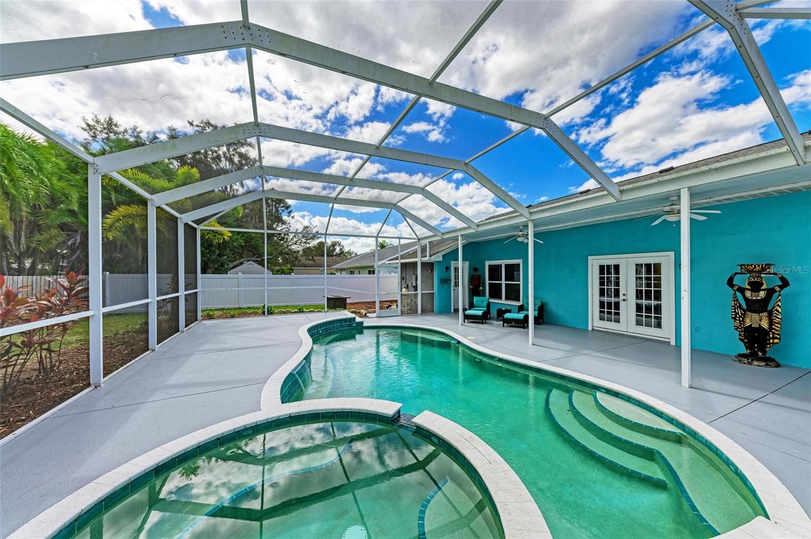 MAPLE LAKES - Residential