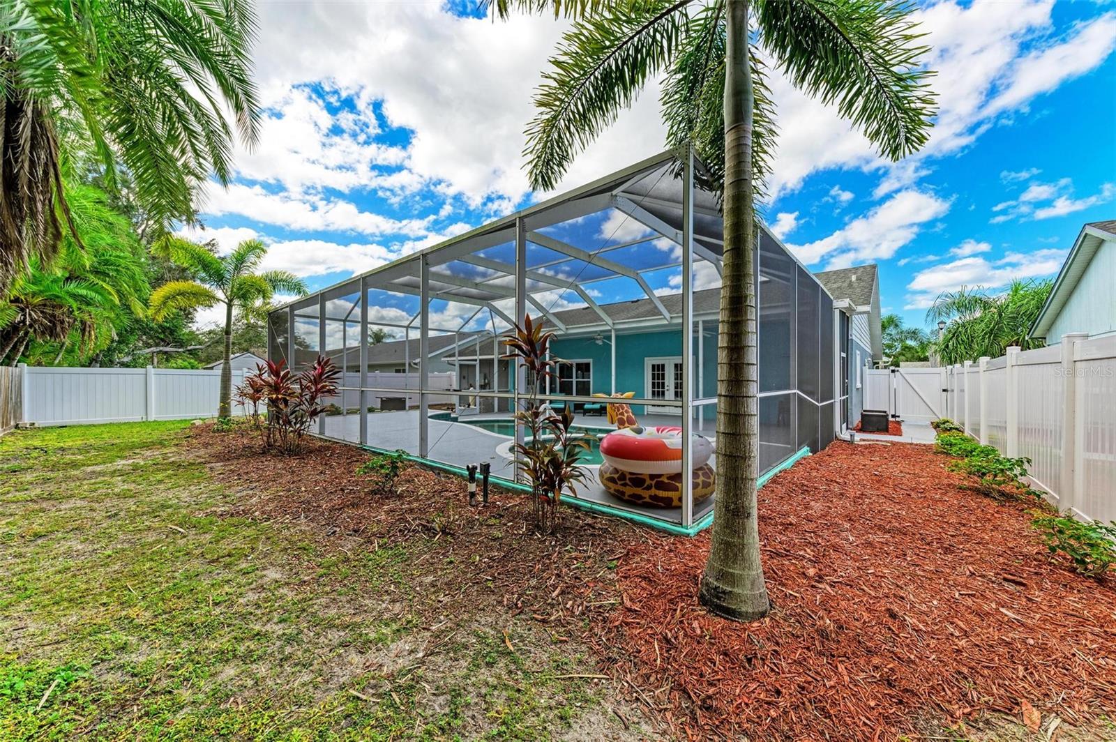 MAPLE LAKES - Residential