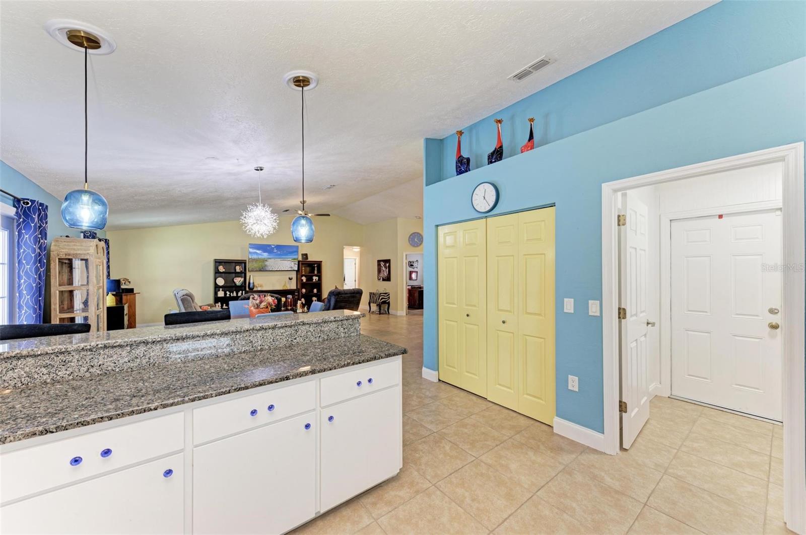 MAPLE LAKES - Residential