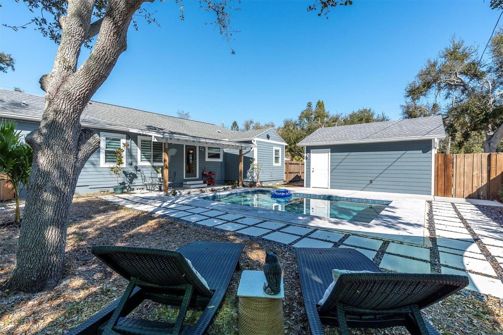 POWERS BAYVIEW ESTATES - Residential