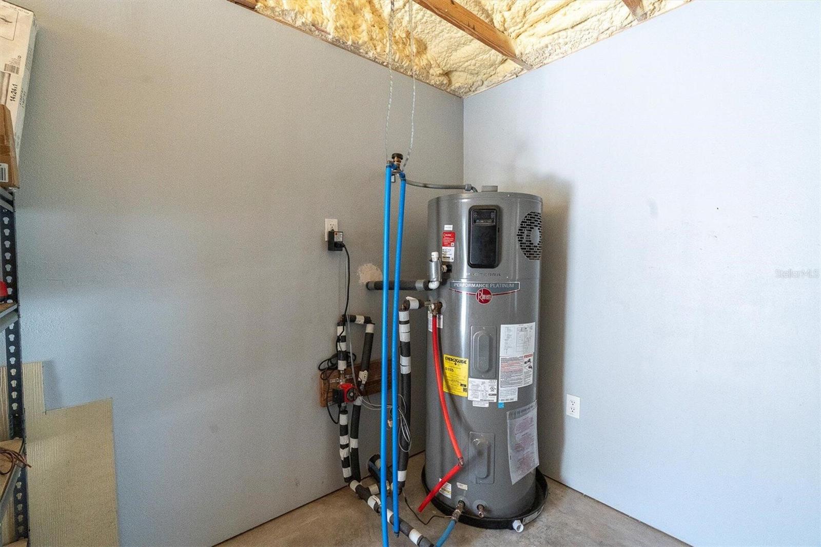 POWERS BAYVIEW ESTATES - Residential