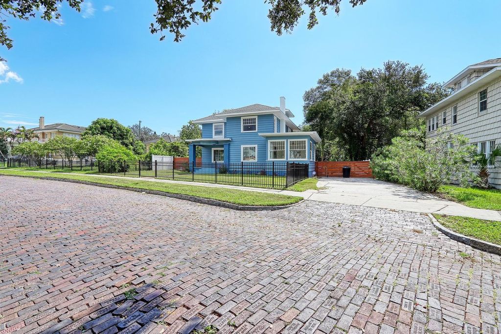 Photo of 2230 Trelain Drive S, St Petersburg, FL 33712 (MLS # TB8426896)