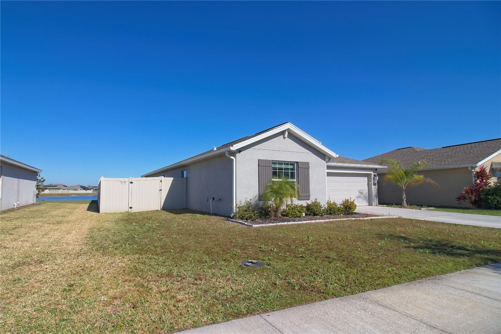 148 PINEYWOODS STREET