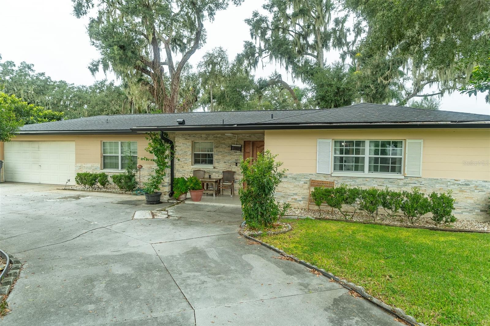 702 COULTER PLACE