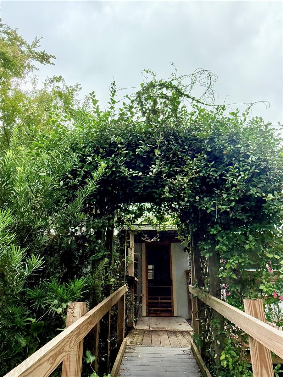 NO SUBDIVISION - Residential