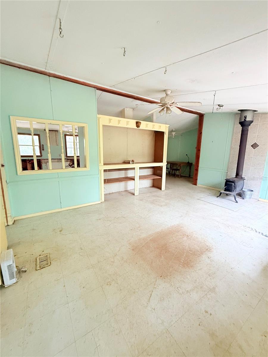 NO SUBDIVISION - Residential