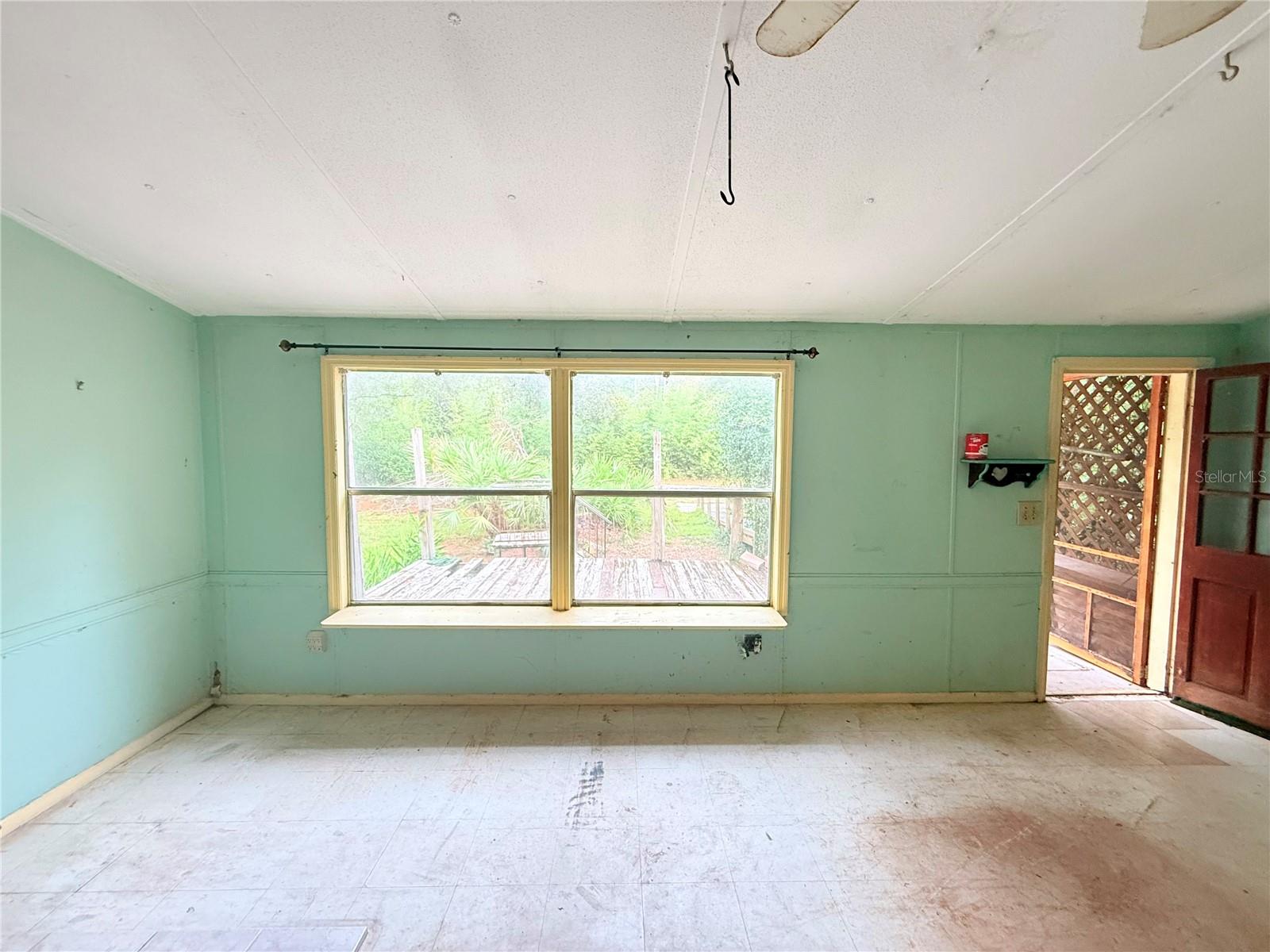 NO SUBDIVISION - Residential