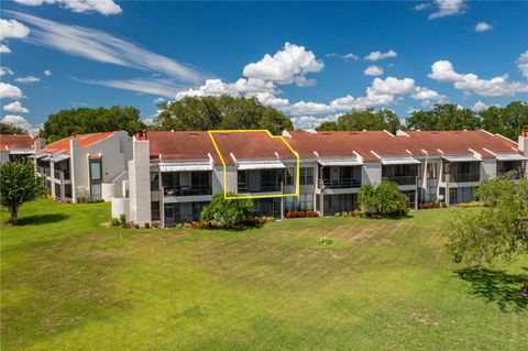 A home in WINTER HAVEN