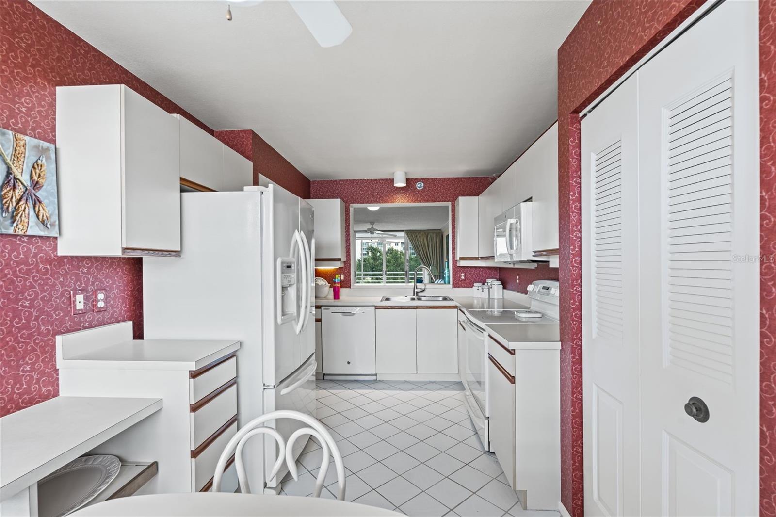 THE GREENS AT PINEBROOK PH 1 & 2 - Residential Lease