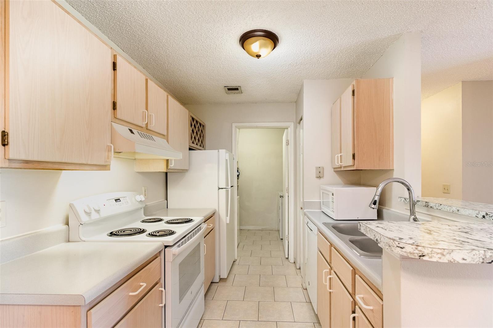 REGENCY PARK AT LAKE MARY A CONDO - Residential