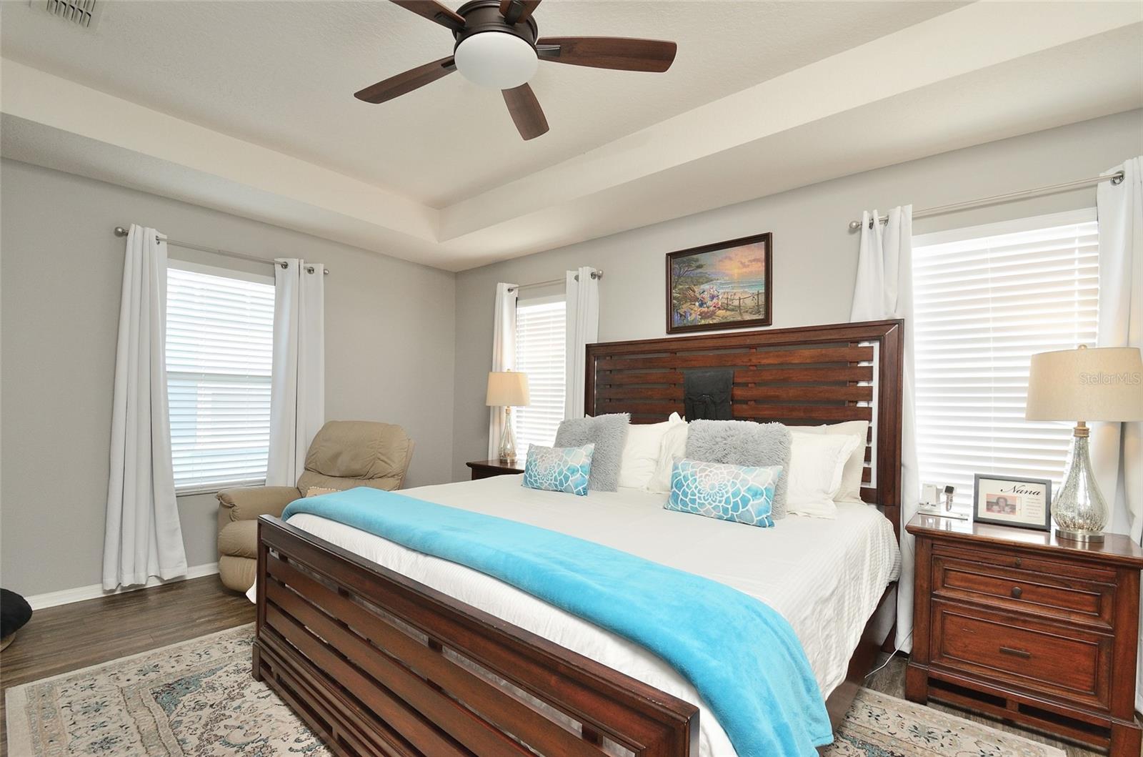 CELEBRATION ROSEVILLE CORNER - Residential