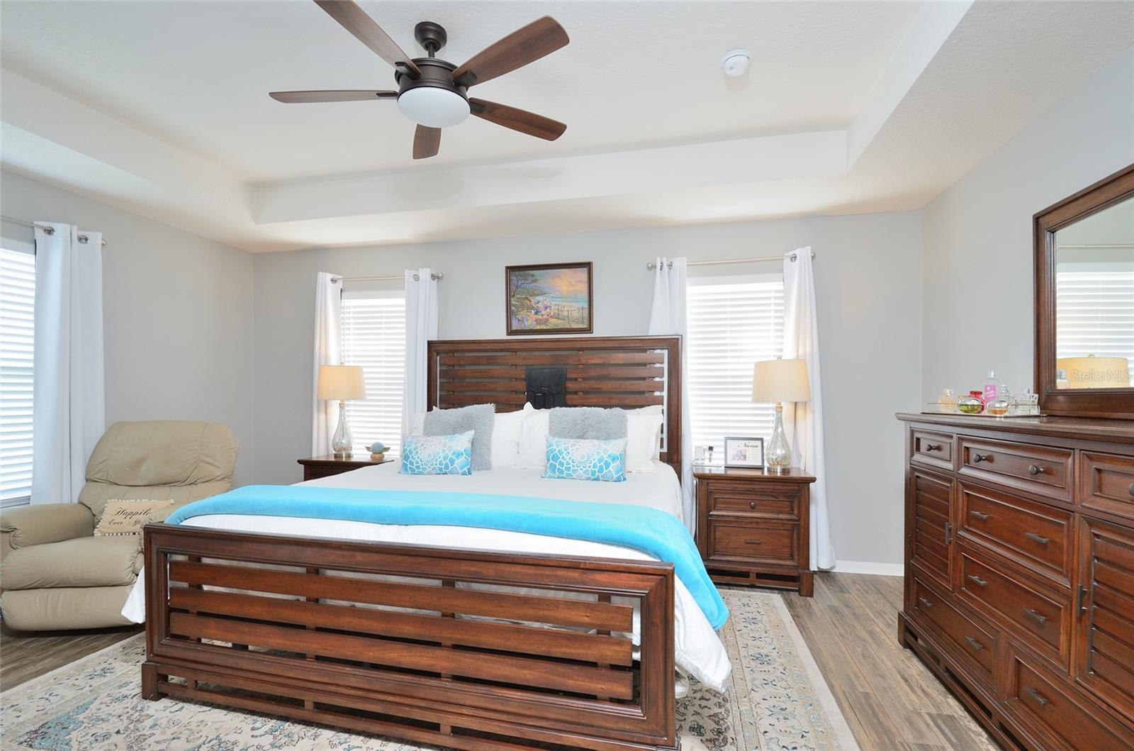 CELEBRATION ROSEVILLE CORNER - Residential