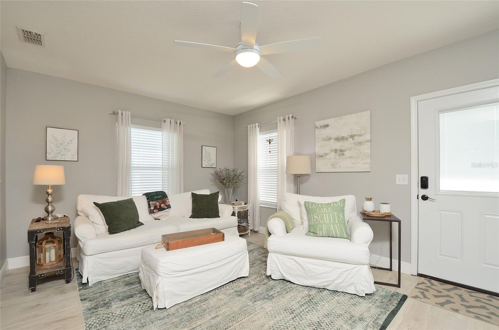 CELEBRATION ROSEVILLE CORNER - Residential