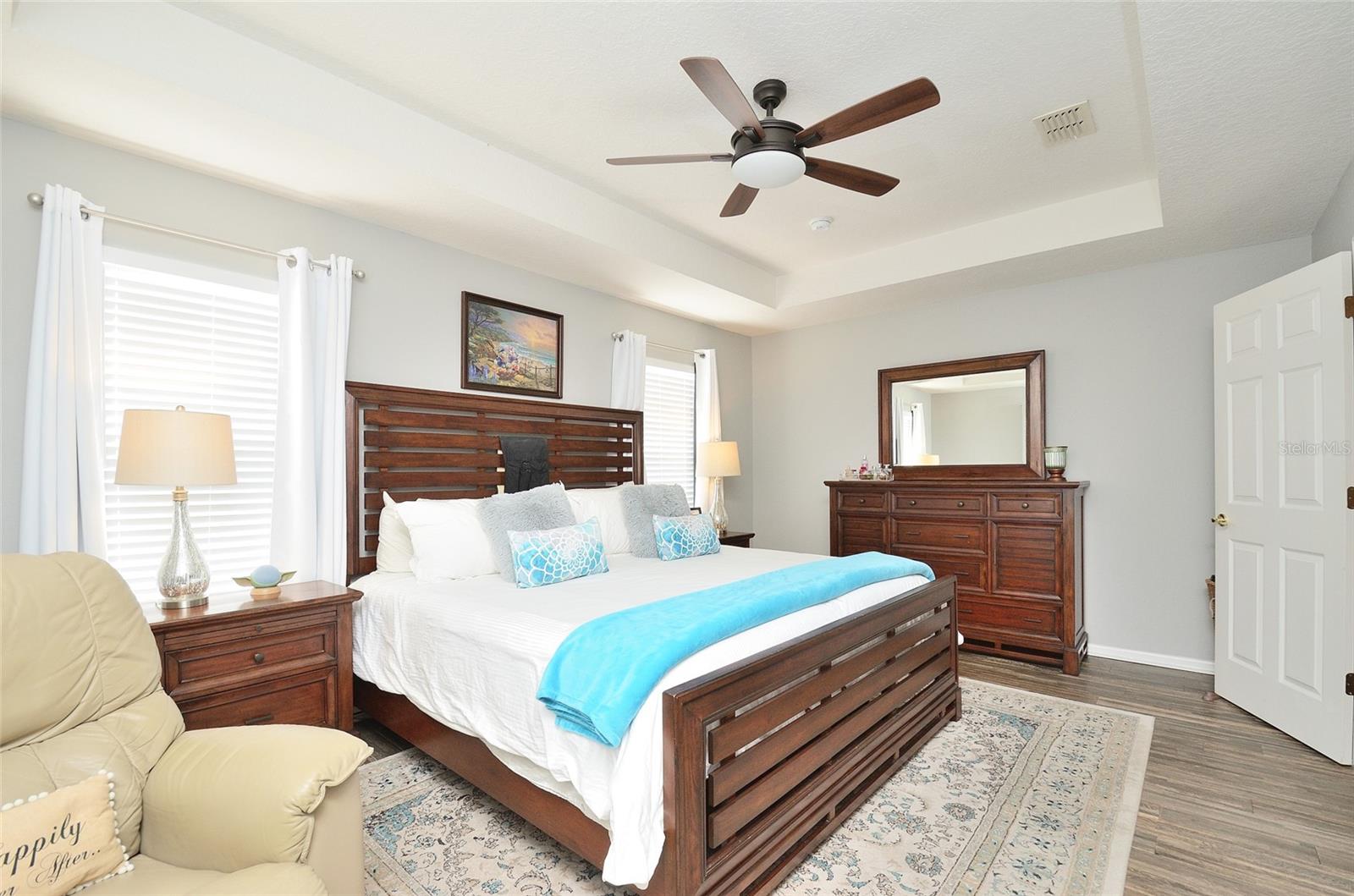 CELEBRATION ROSEVILLE CORNER - Residential