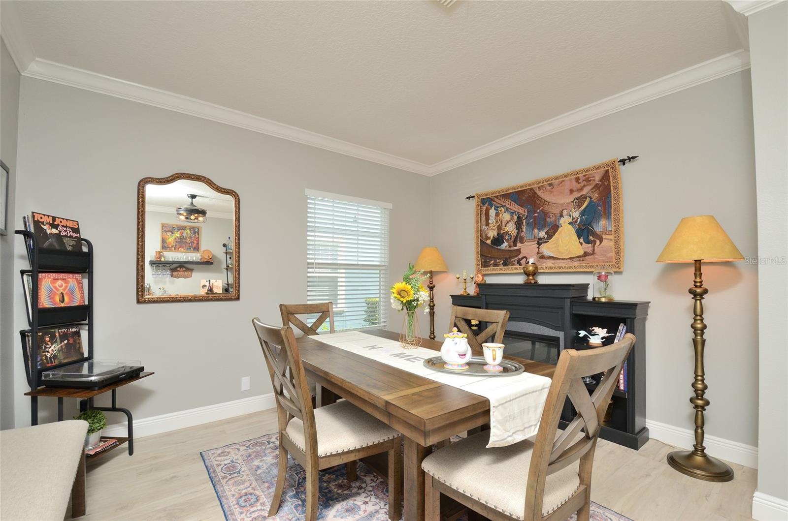 CELEBRATION ROSEVILLE CORNER - Residential