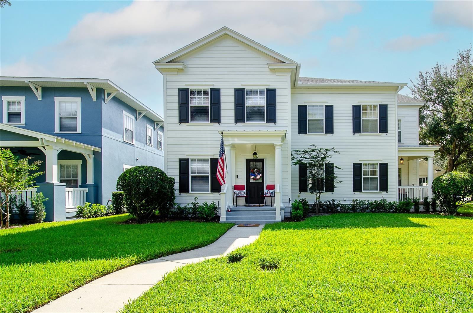 CELEBRATION ROSEVILLE CORNER - Residential