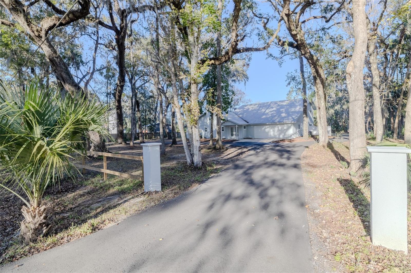 555 WILDWOOD DRIVE