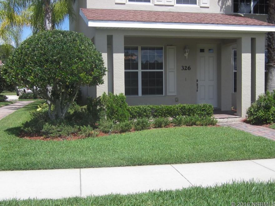 Very desiable end unit Cambridge model with walkway from Garage to front door. Beautiful views of lake and Tuscany Square across the street.  Community pool, close to Town Center with Snap Fitmess Gym, Happy Deli, Amalfi's Restaurant, Boren's Beauty Salon, Dance Studio and opening soon, Venetian Bay Spa.Owners also pay $800 V.B. master assoc. annual fee for community upkeep. ;Water: City