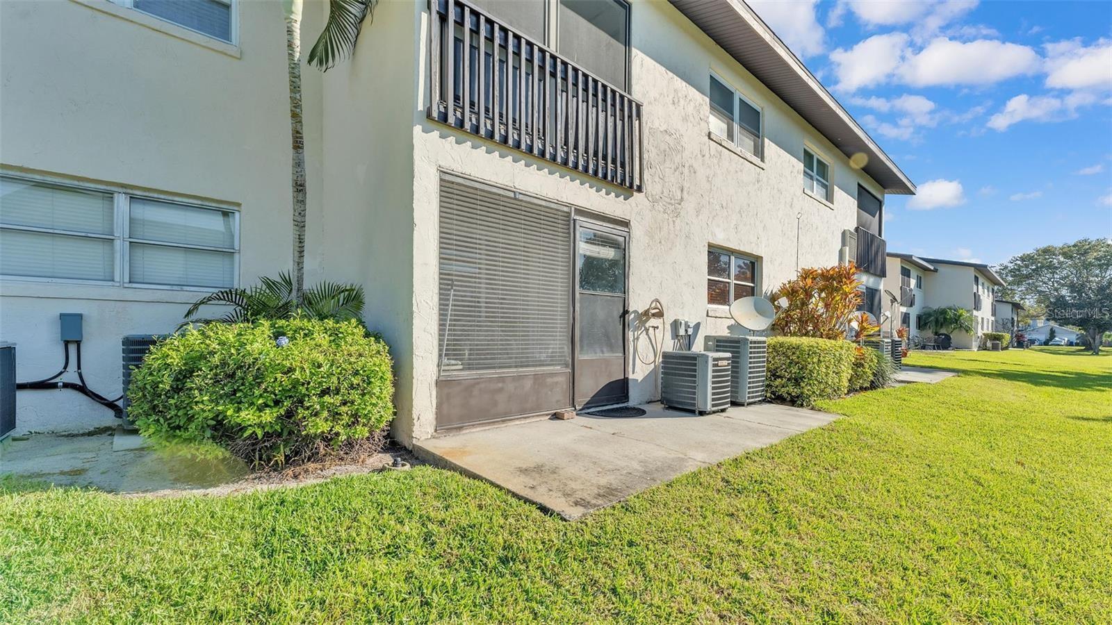 SANDY COVE WINTER HAVEN - Residential Lease