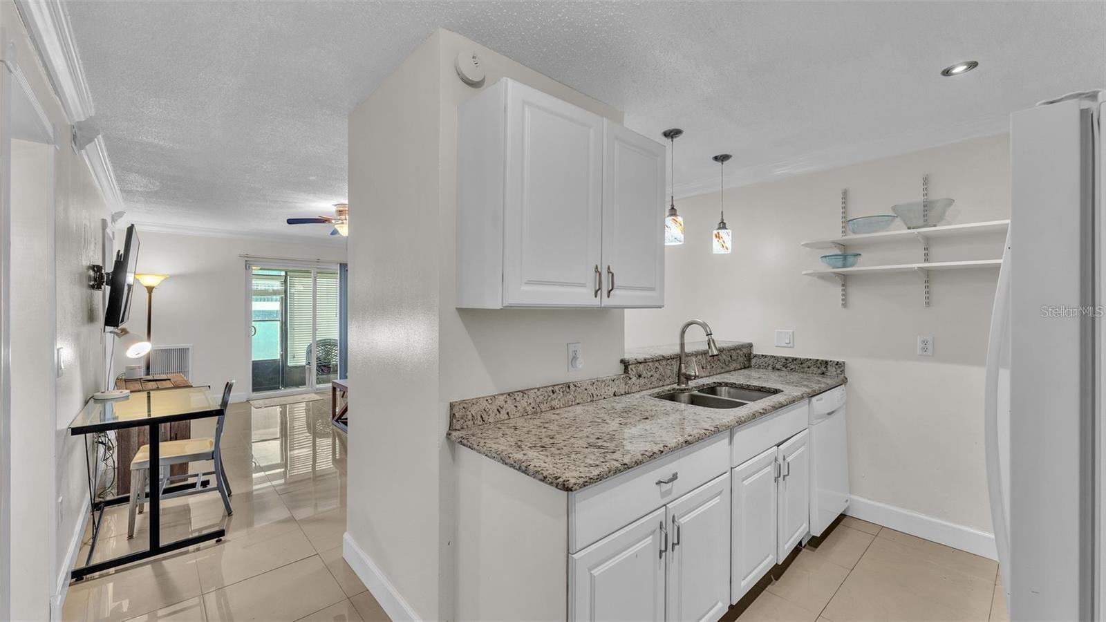 SANDY COVE WINTER HAVEN - Residential Lease
