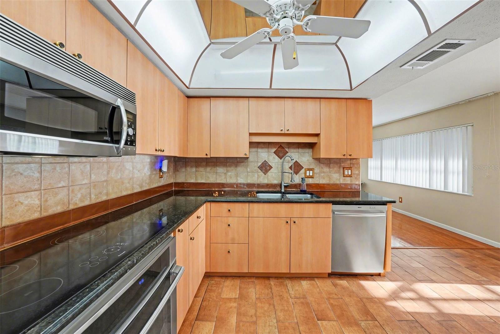 MAGDALENE SHORES ESTATES UN 5 - Residential