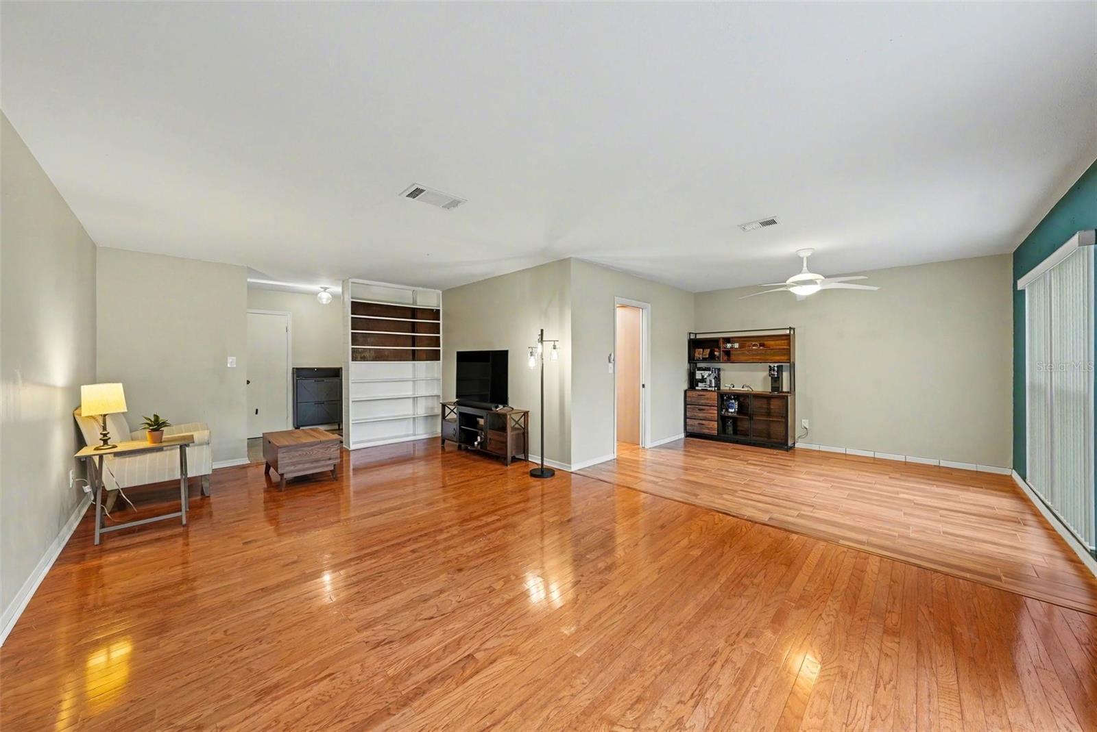 MAGDALENE SHORES ESTATES UN 5 - Residential