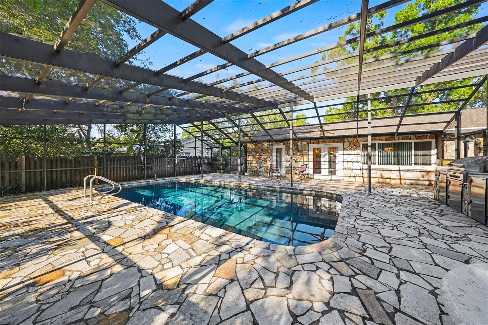 MAGDALENE SHORES ESTATES UN 5 - Residential