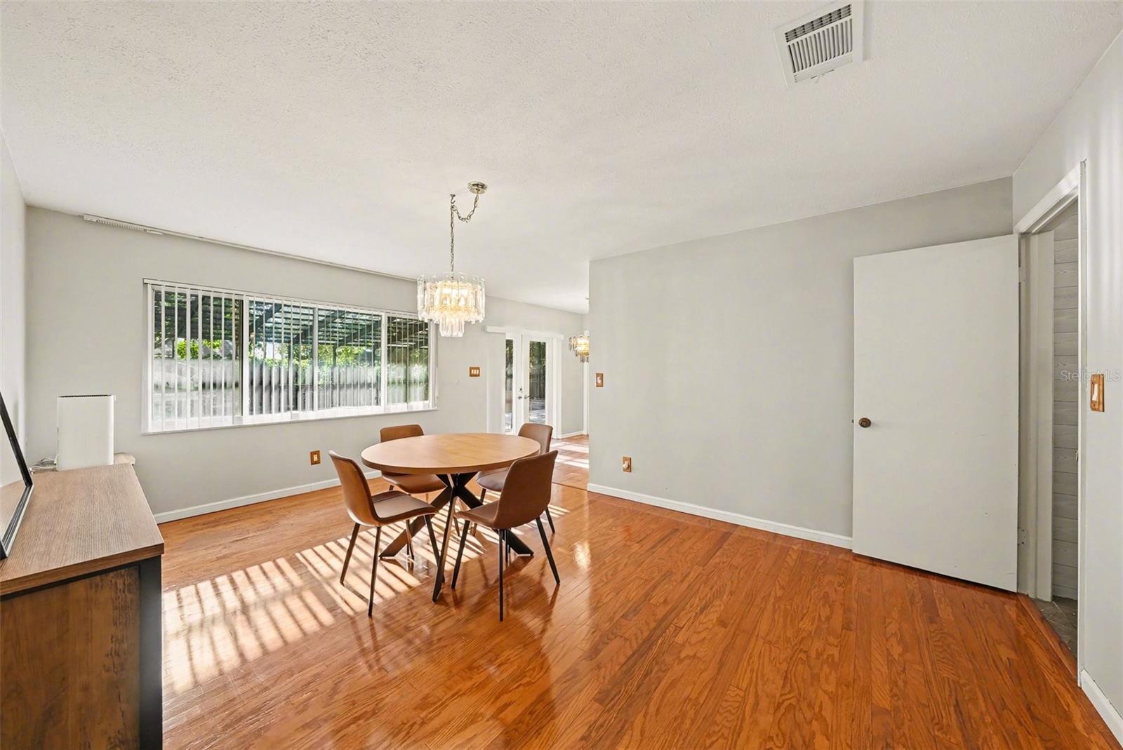 MAGDALENE SHORES ESTATES UN 5 - Residential