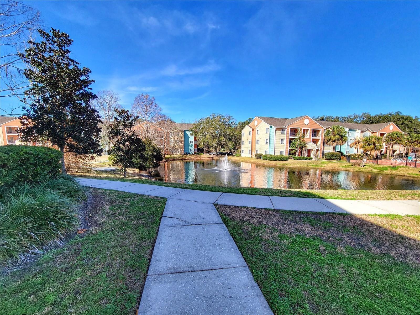 UNIVERSITY COMMONS - Residential