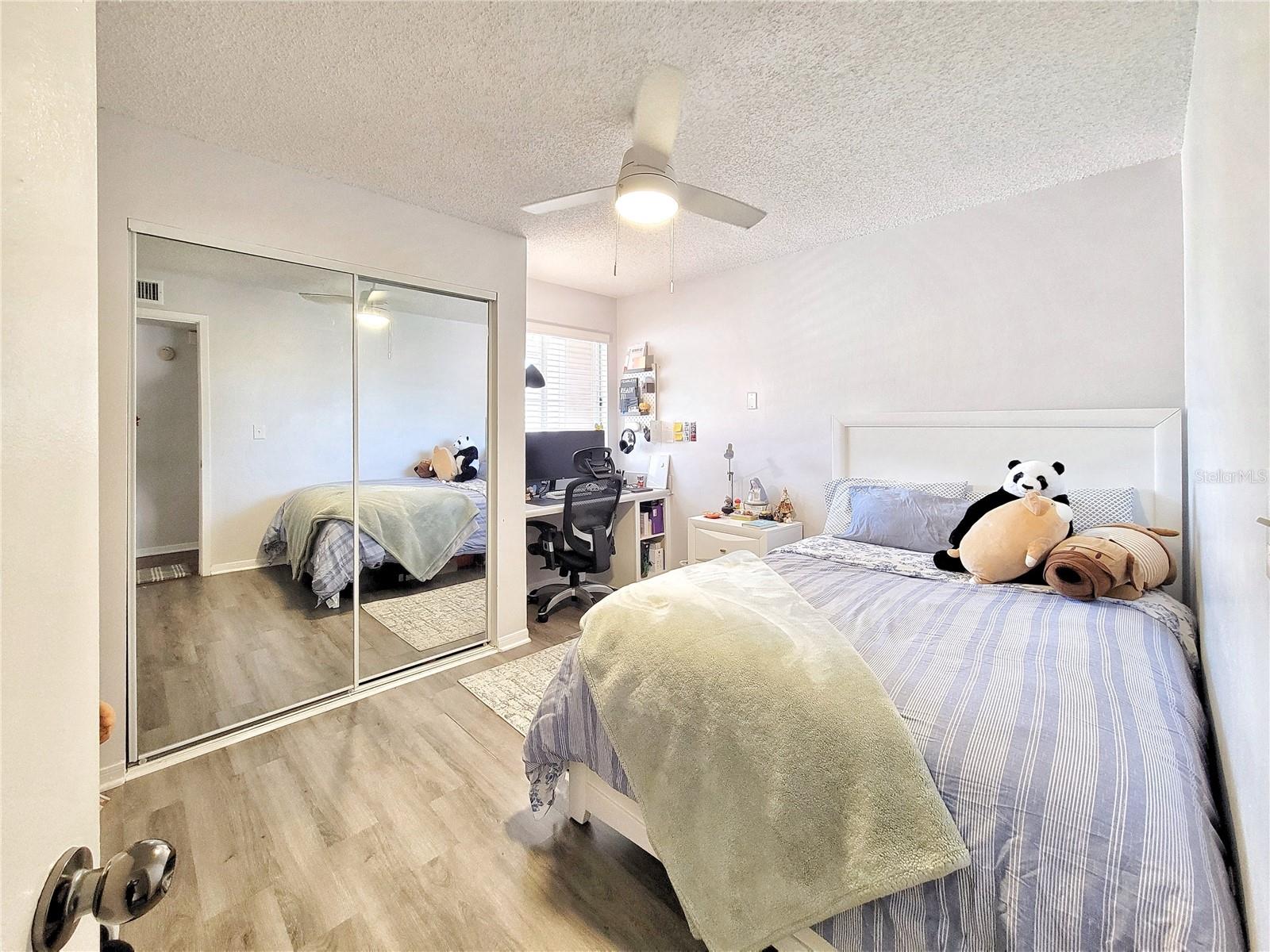 UNIVERSITY COMMONS - Residential