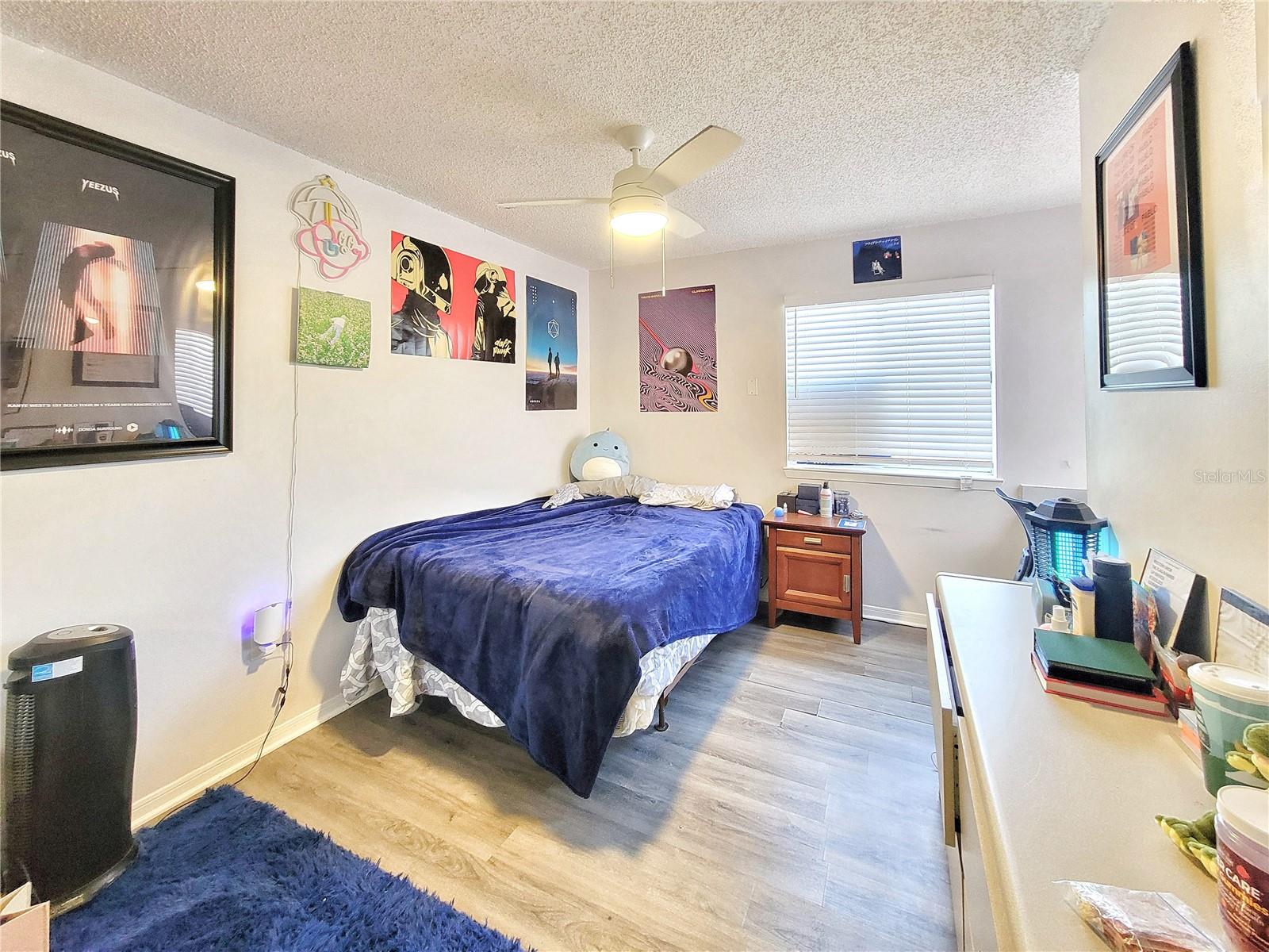 UNIVERSITY COMMONS - Residential