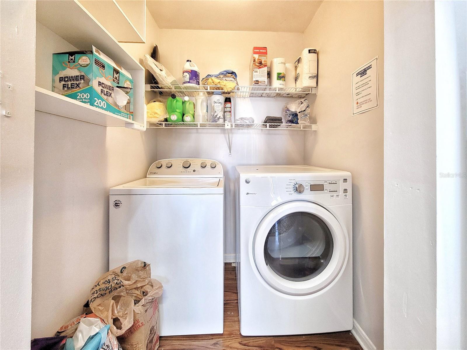 UNIVERSITY COMMONS - Residential