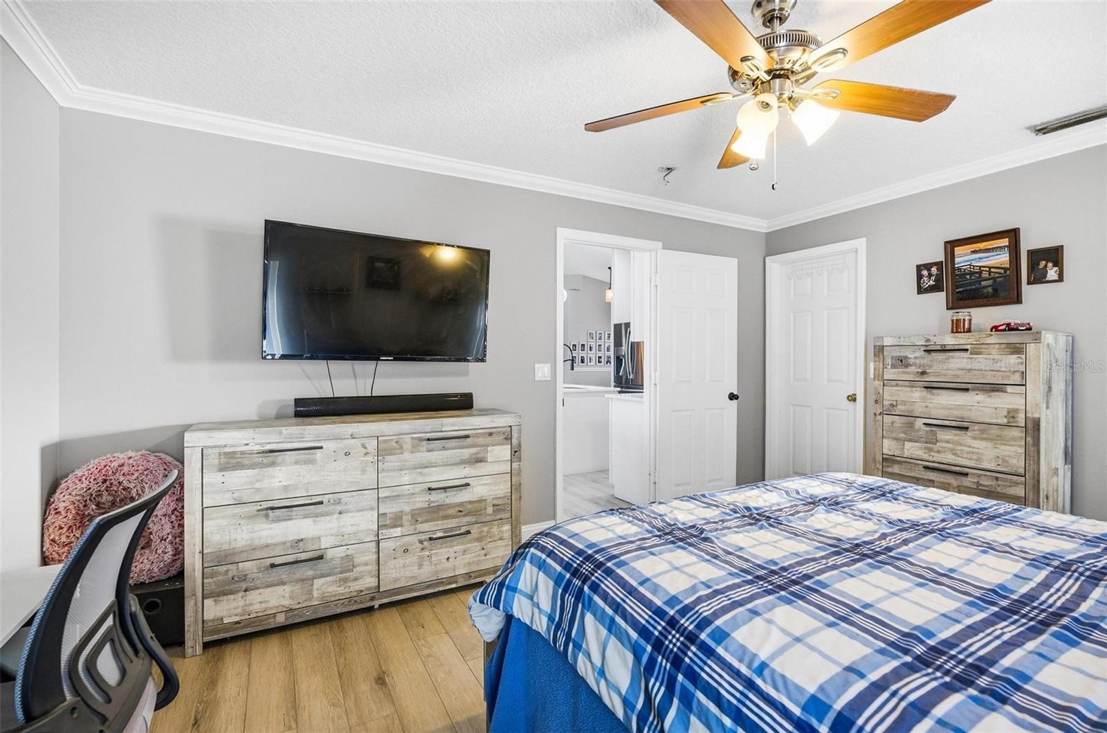 BELLE TERRE - Residential