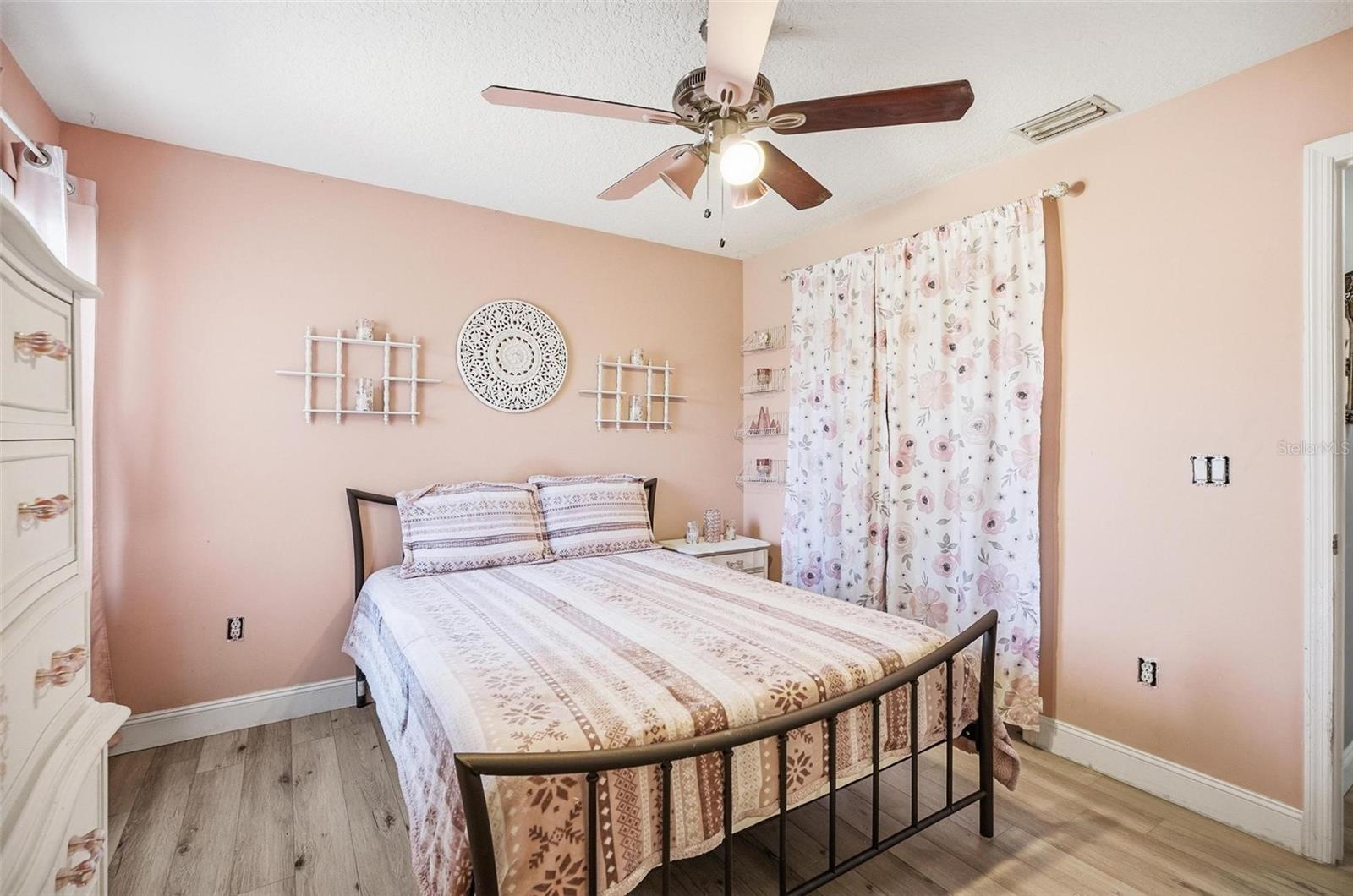 BELLE TERRE - Residential